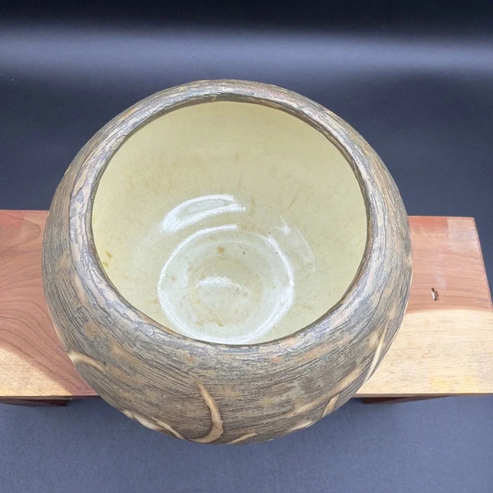Vintage Handmade Ceramic Footed Vase Pot Natural Design 3.5 Inch Tall Signed